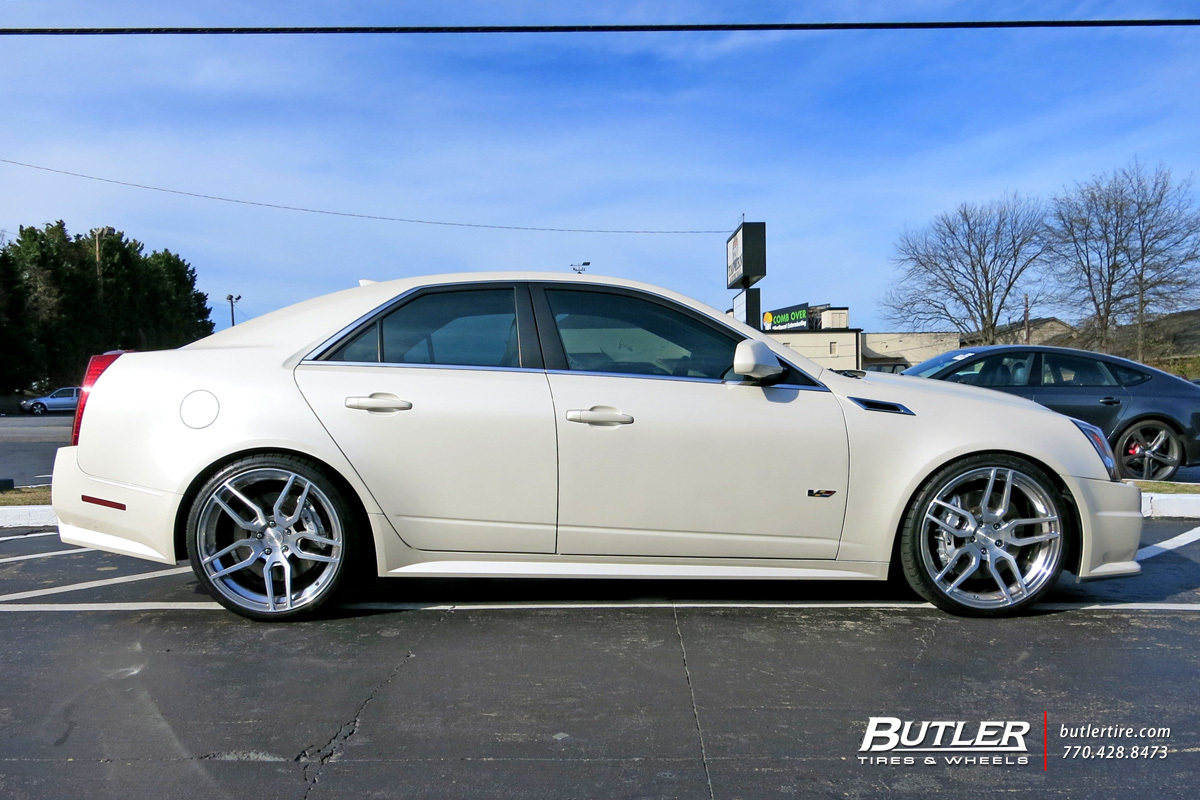 2014 Cadillac CTS-V photo