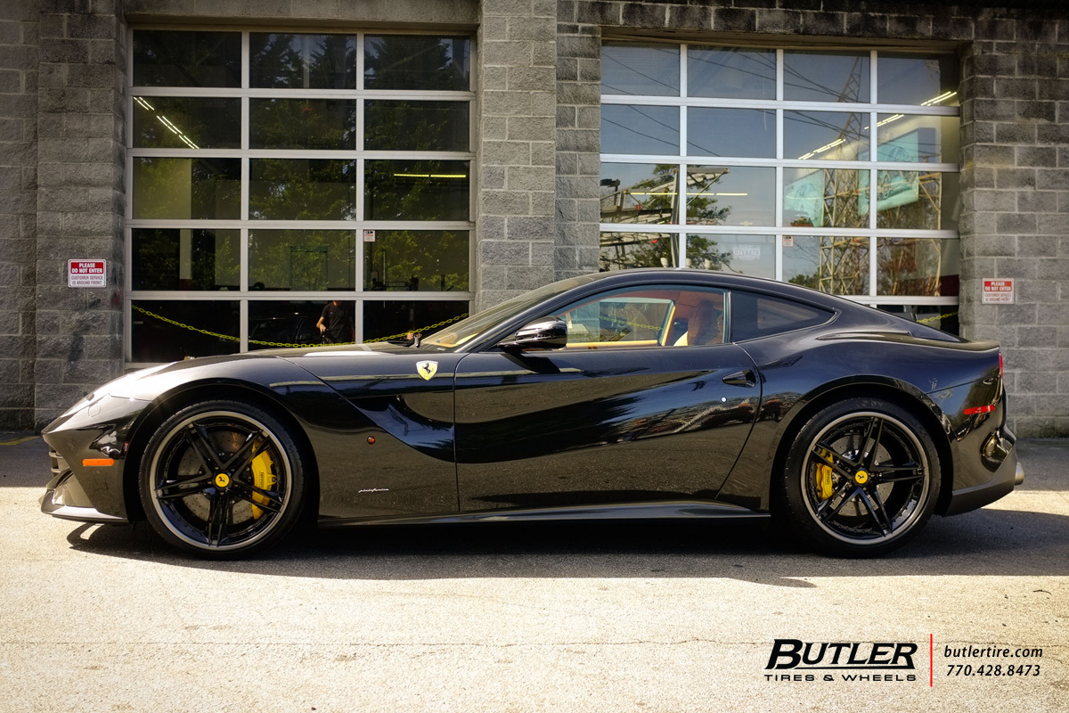 2015 Ferrari F12berlinetta photo