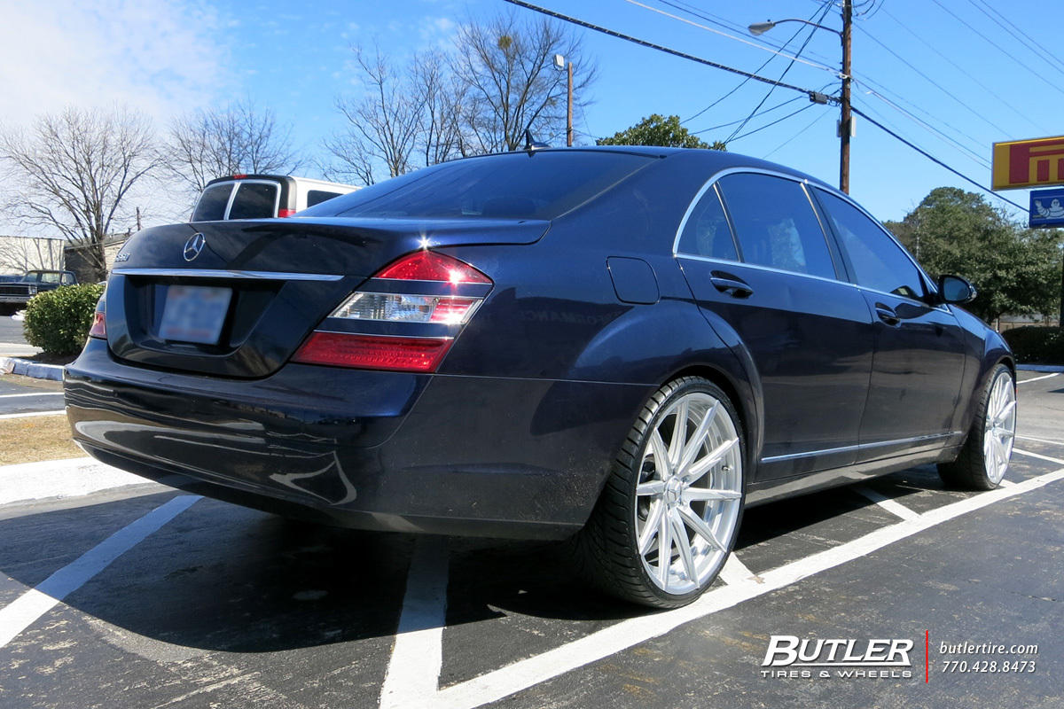 2006 Mercedes-Benz S-Class photo
