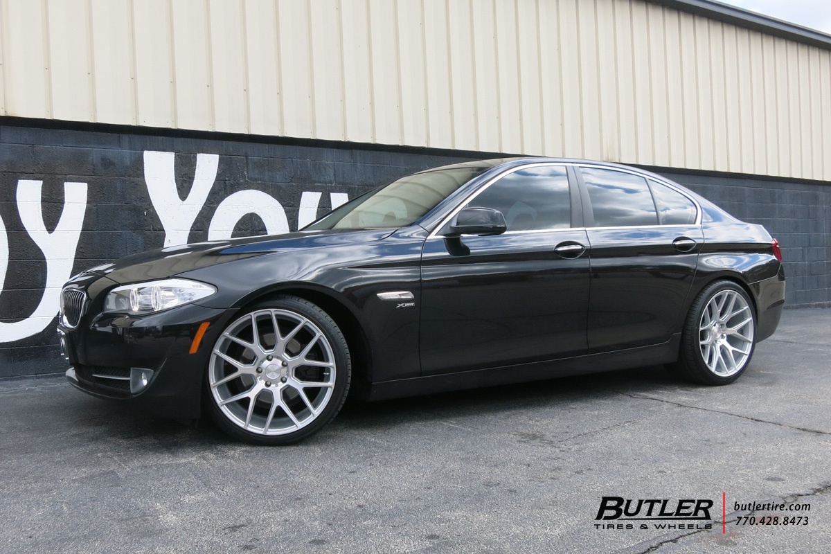 2014 BMW 528 photo
