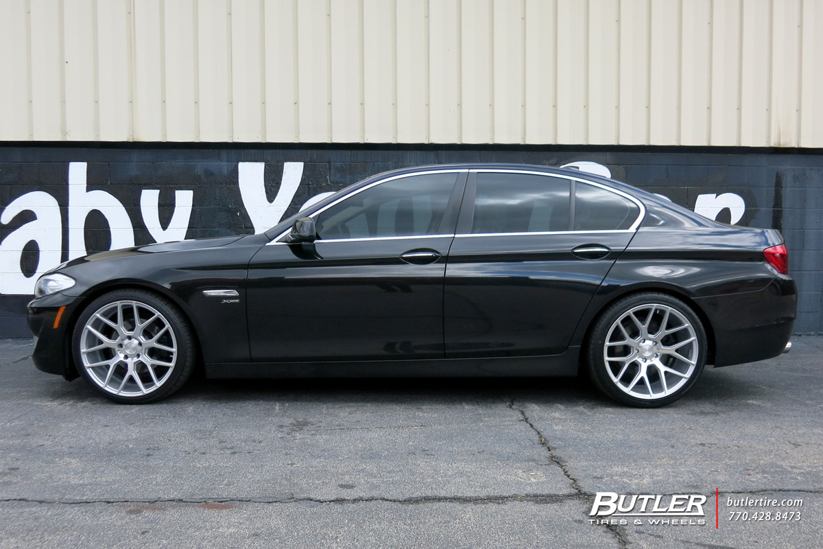 2014 BMW 528 photo