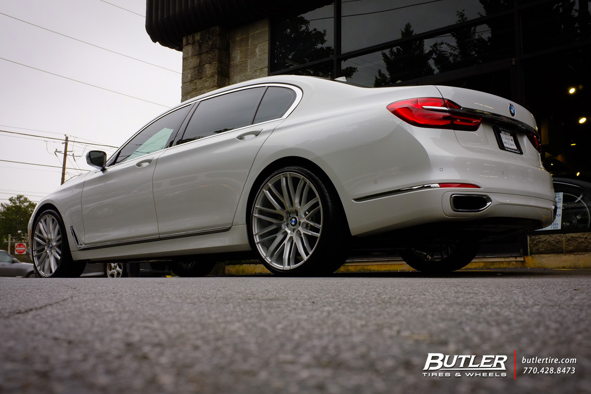 2015 BMW 740 photo