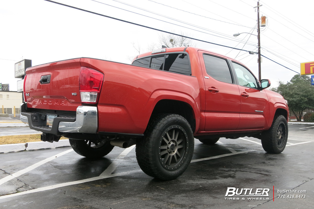2015 Toyota Tacoma photo