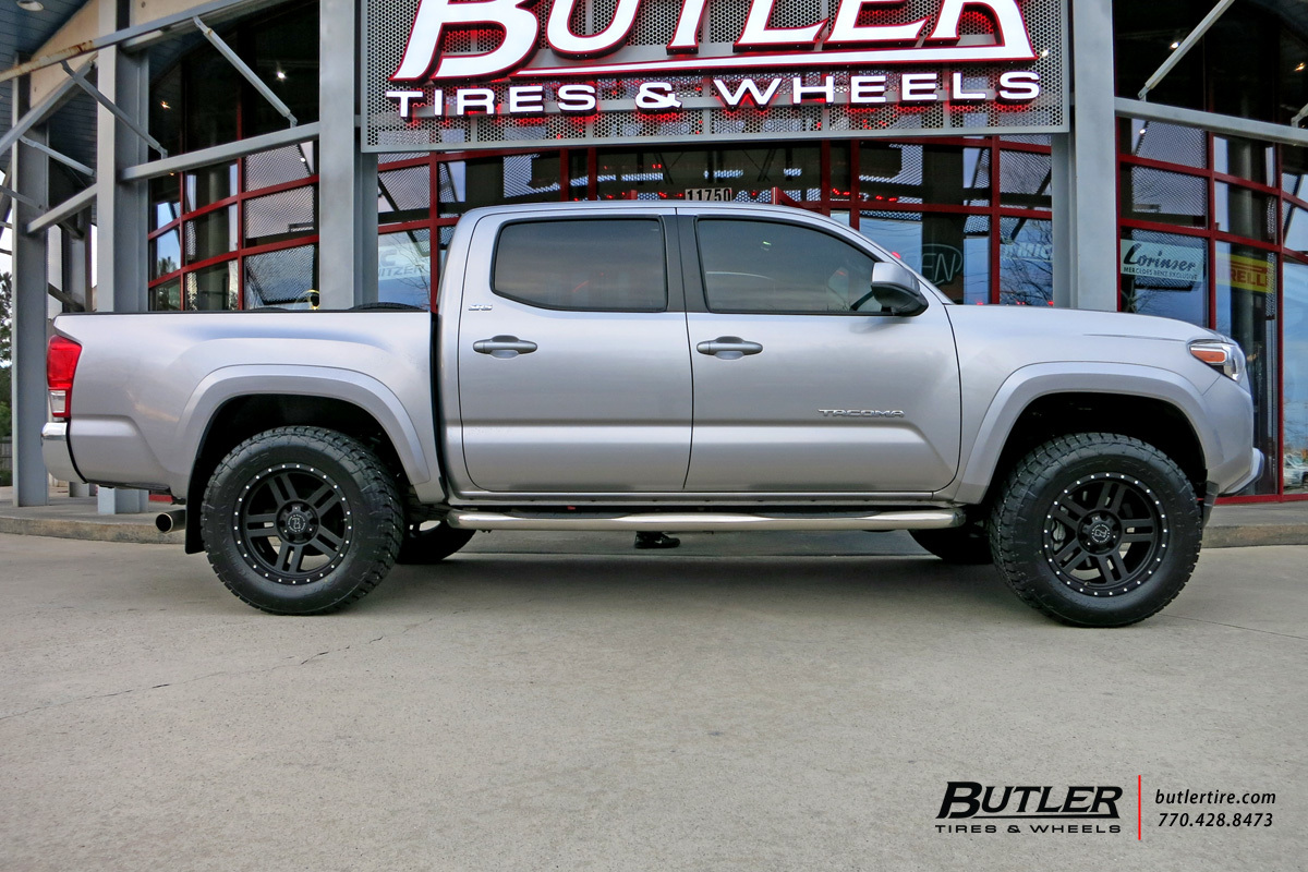 2015 Toyota Tacoma photo