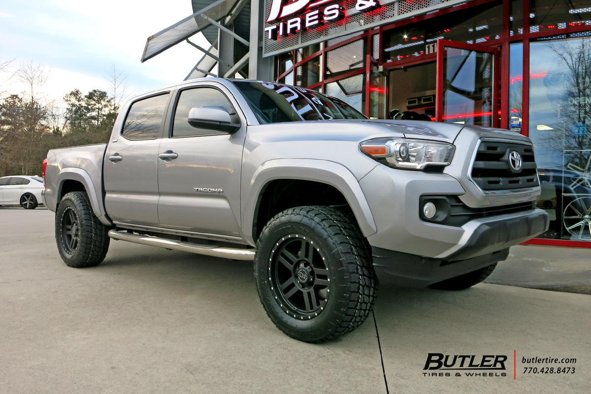 2015 Toyota Tacoma photo
