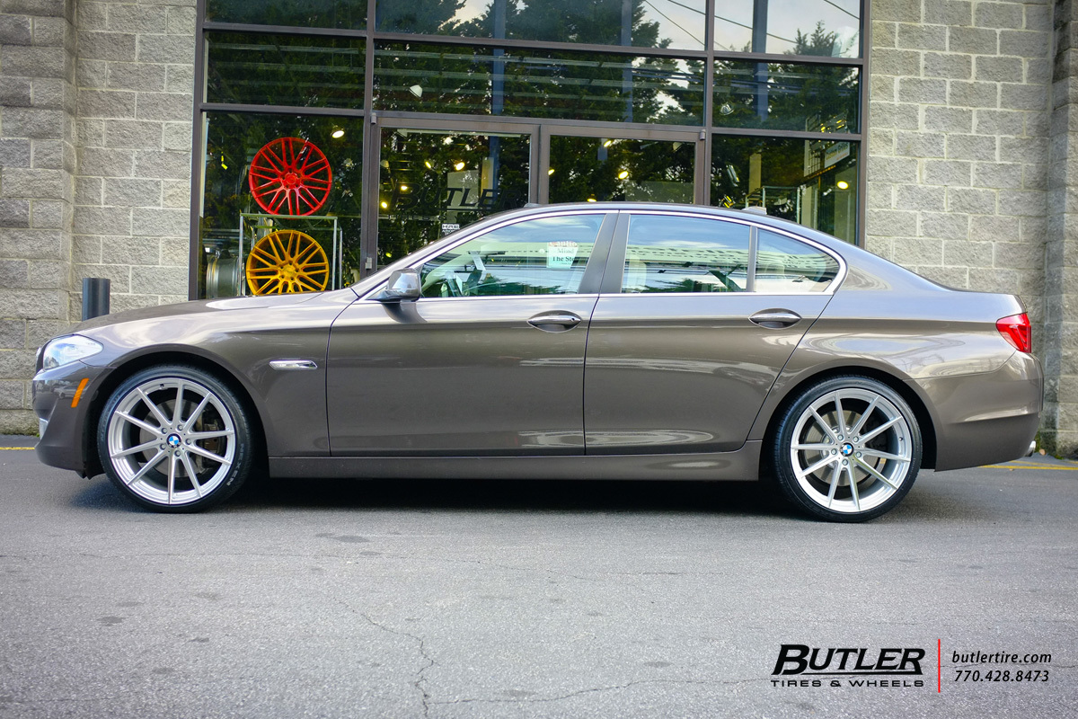 2015 BMW 550 photo