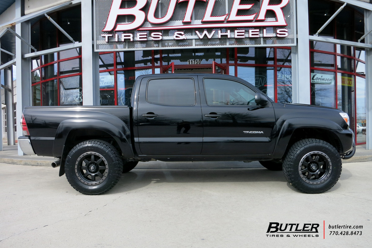 2015 Toyota Tacoma photo