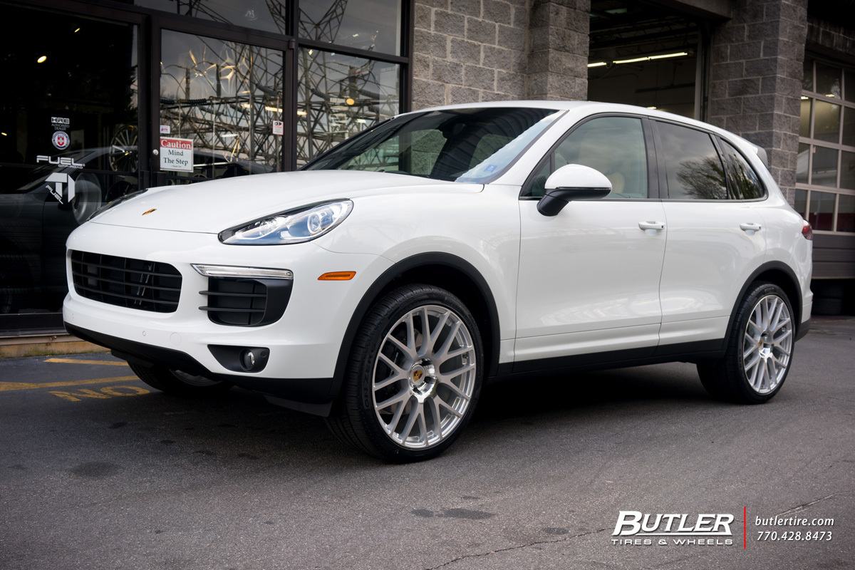 2015 Porsche Cayenne photo