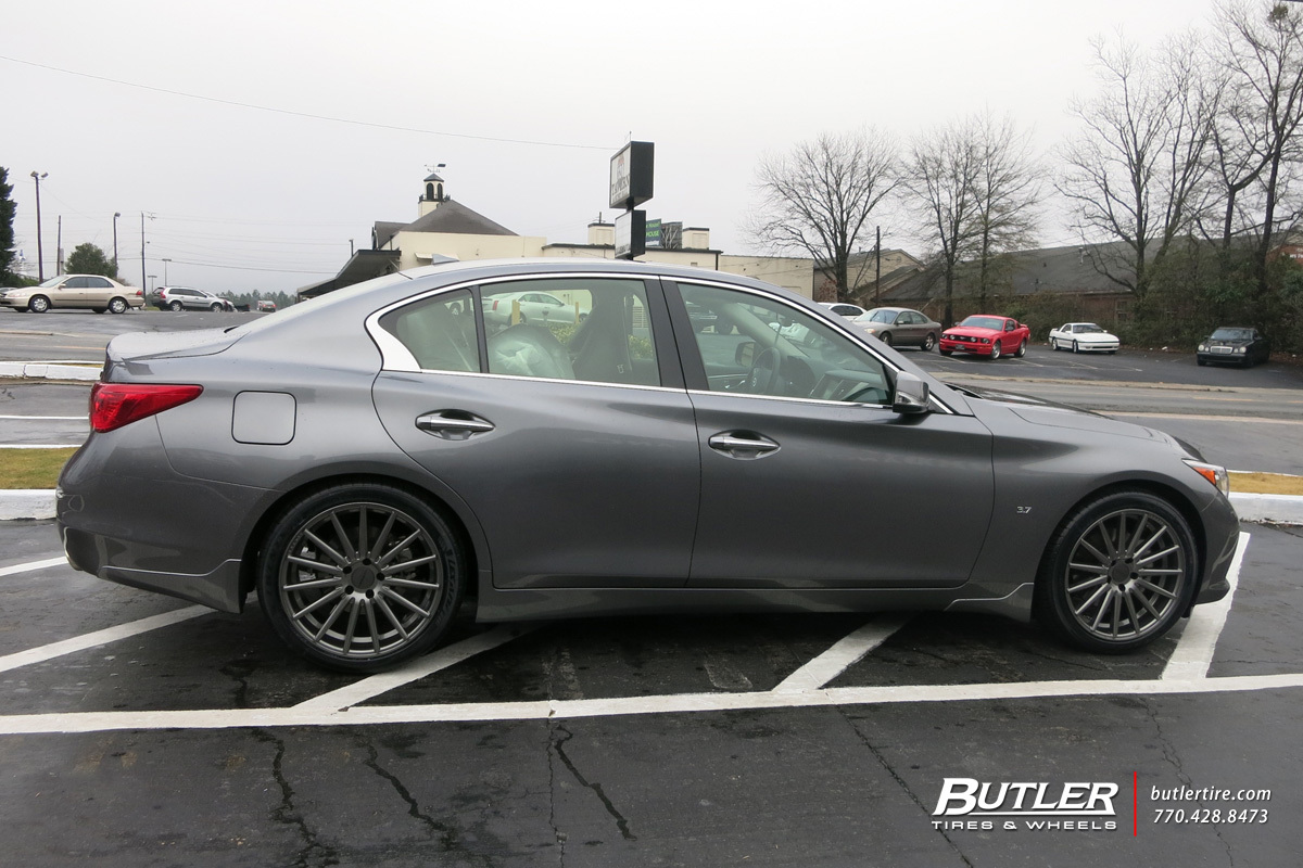 2015 Infiniti Q50 photo
