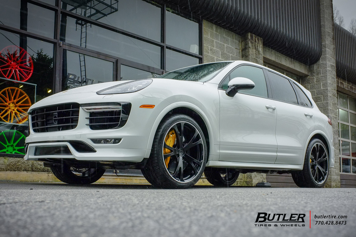 2015 Porsche Cayenne photo