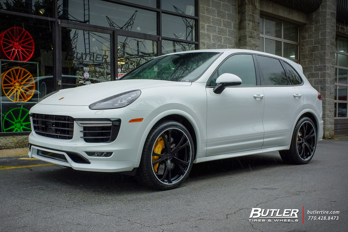 2015 Porsche Cayenne photo