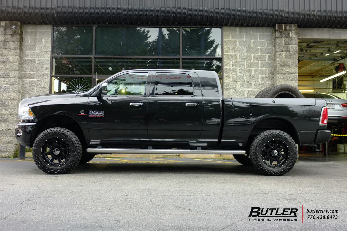 2014 RAM 3500 photo