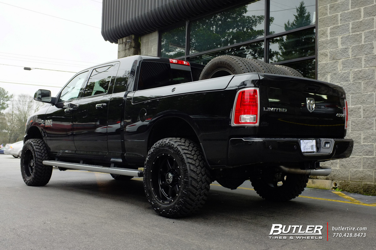 2014 RAM 3500 photo