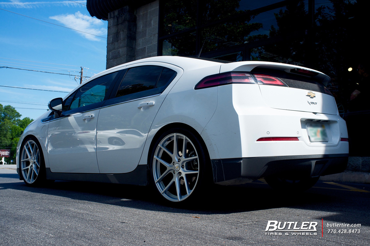 2016 Chevrolet Volt photo
