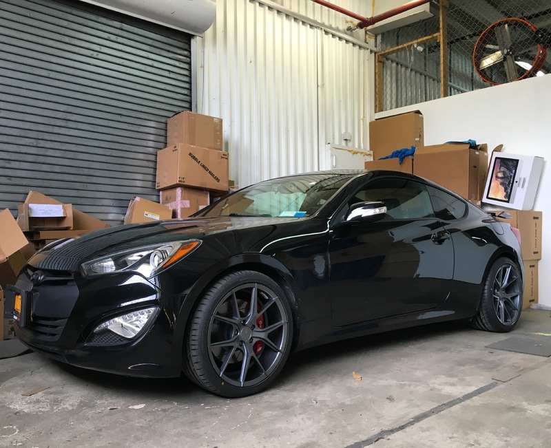 2014 Hyundai Genesis Coupe photo