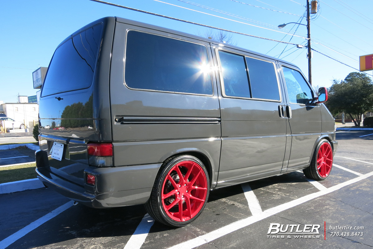 2002 Volkswagen EuroVan photo