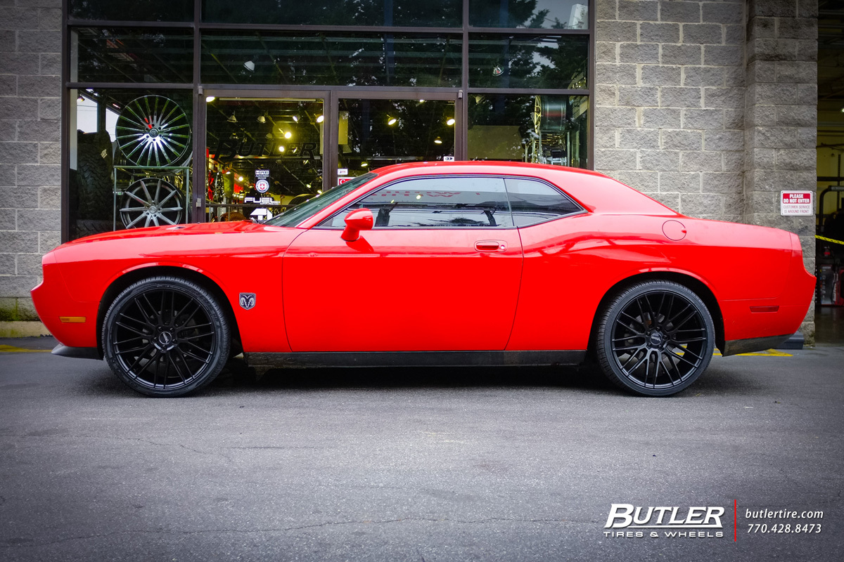 2014 Dodge Challenger photo