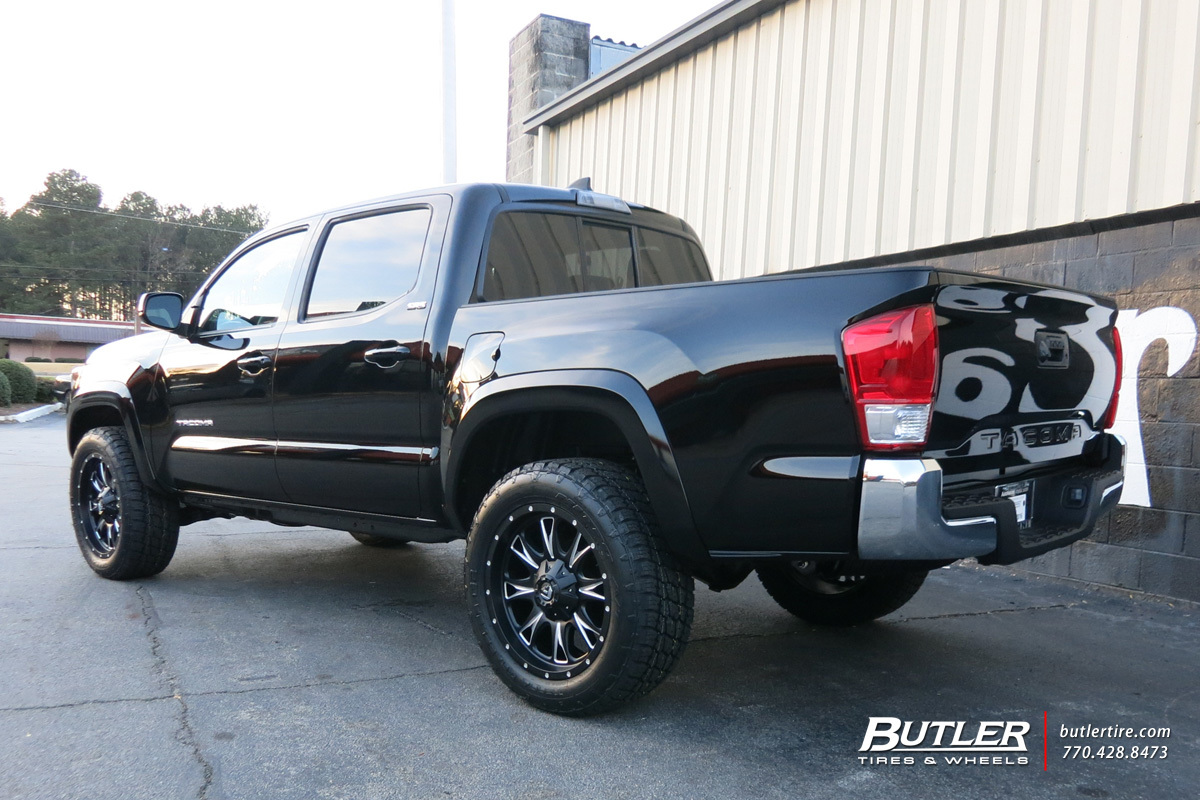 2015 Toyota Tacoma photo