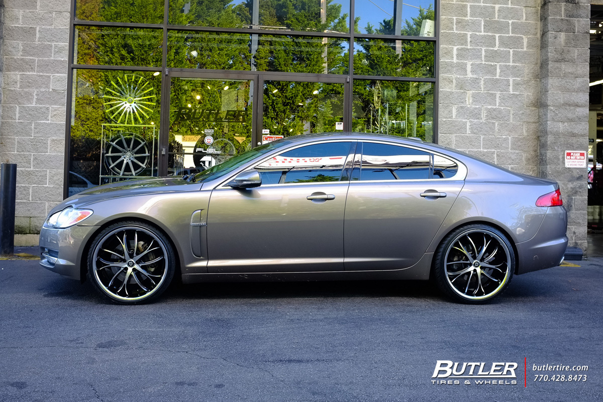 2010 Jaguar XF photo