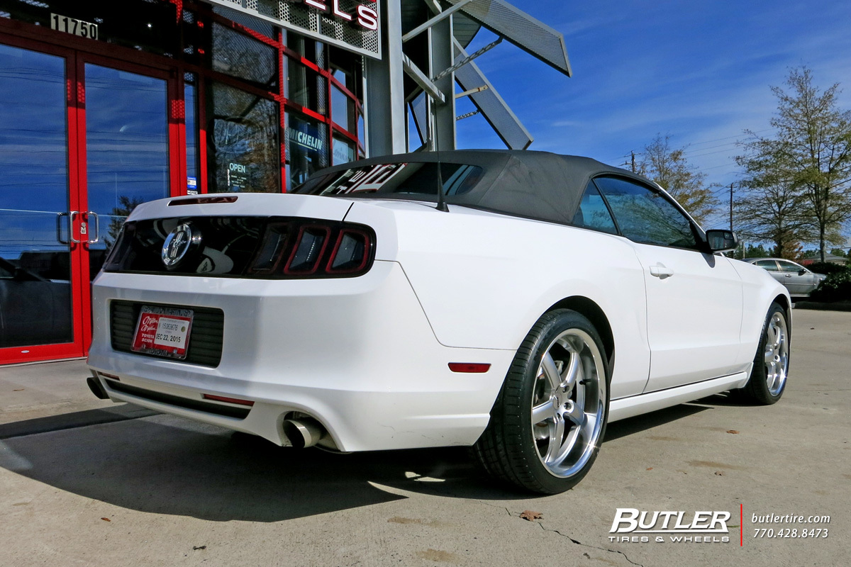 2012 Ford Mustang photo