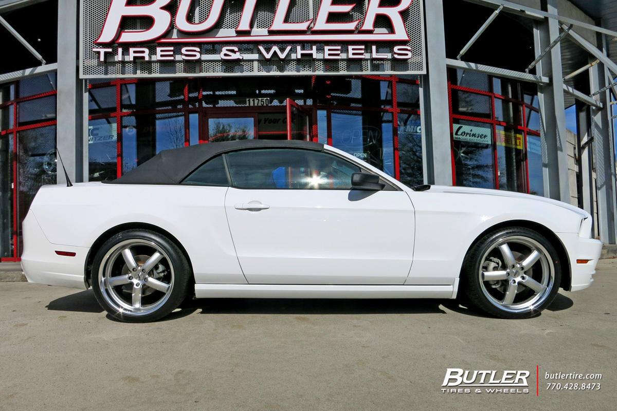 2012 Ford Mustang photo