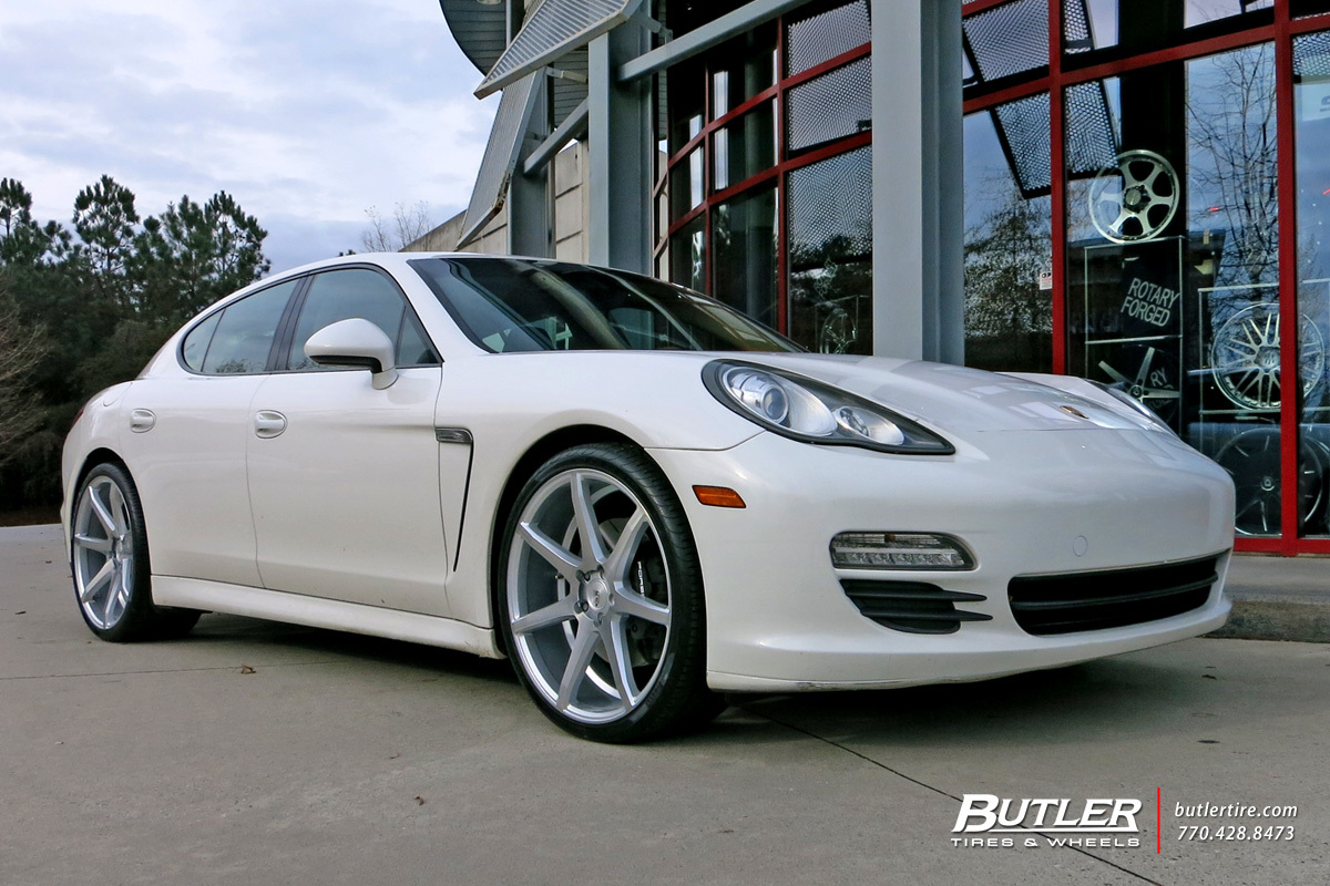 2015 Porsche Panamera photo