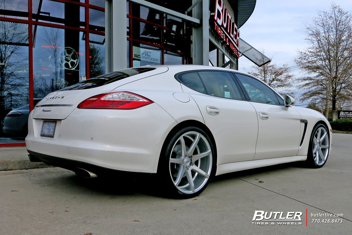 2015 Porsche Panamera photo