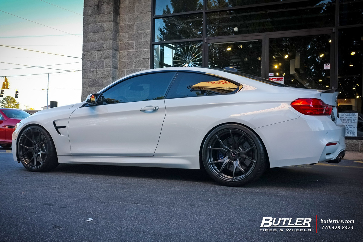 2015 BMW M4 photo