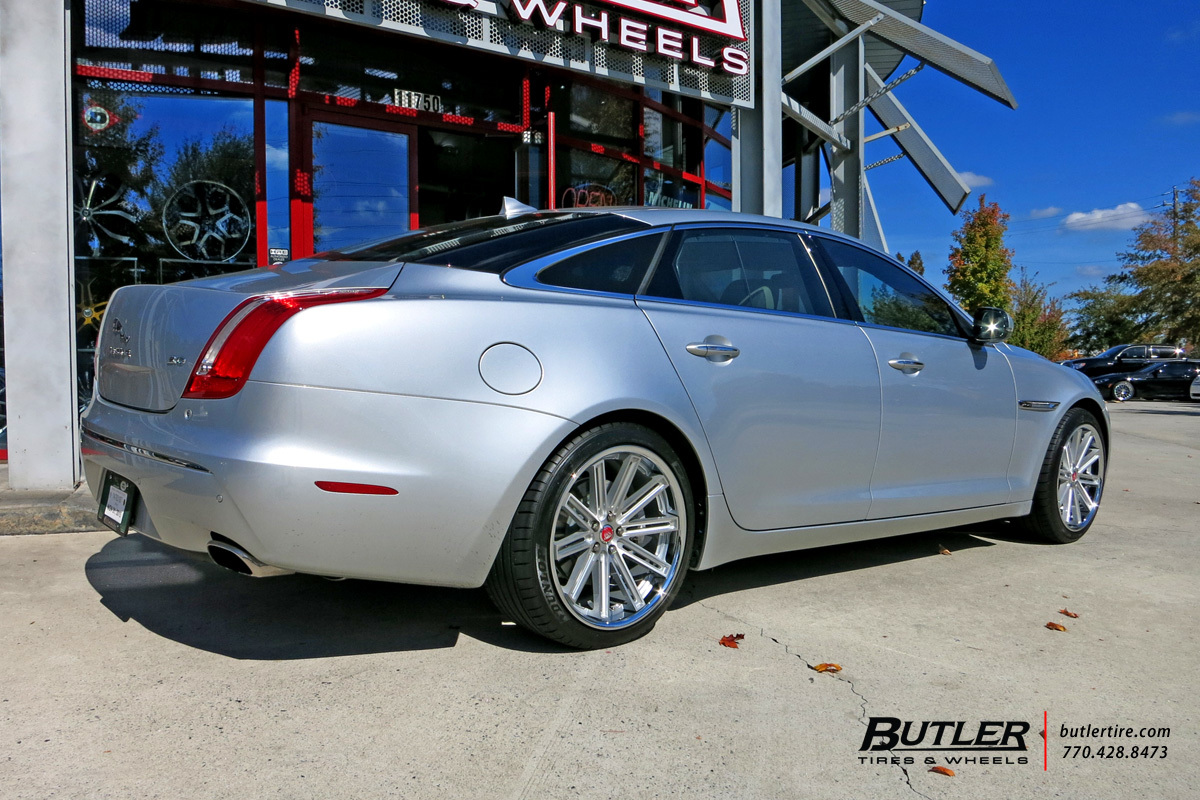 2015 Jaguar XJ photo