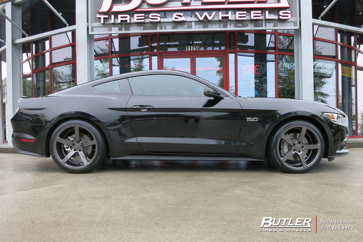 2016 Ford Mustang photo