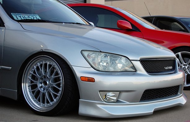 2003 Lexus IS 300 photo