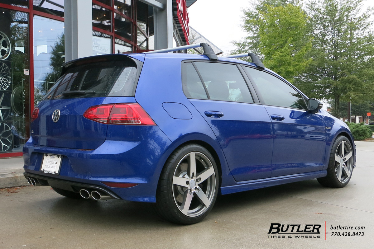 2015 Volkswagen GTI photo