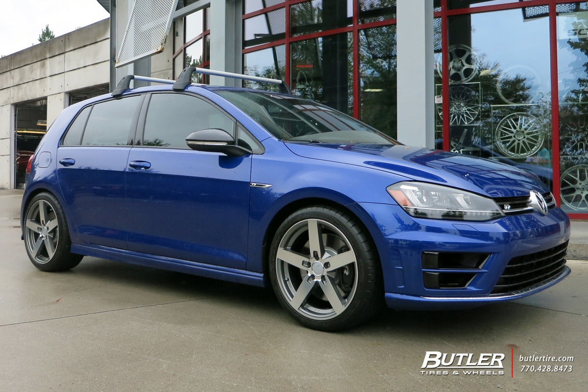 2015 Volkswagen GTI photo