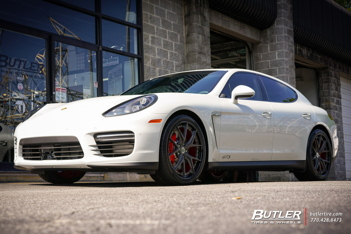 2015 Porsche Panamera photo