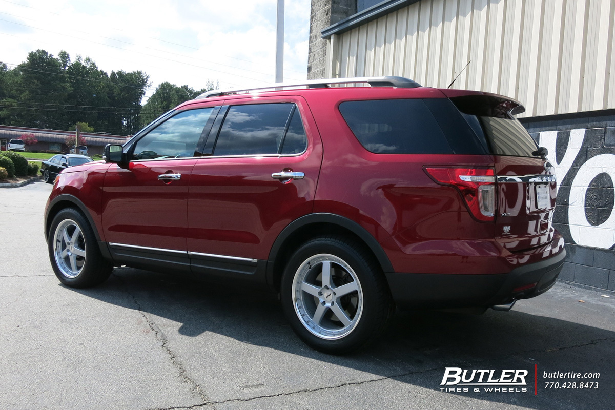 2014 Ford Explorer photo