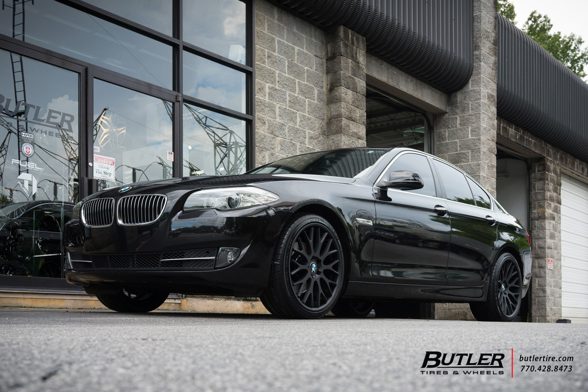 2015 BMW 528 photo