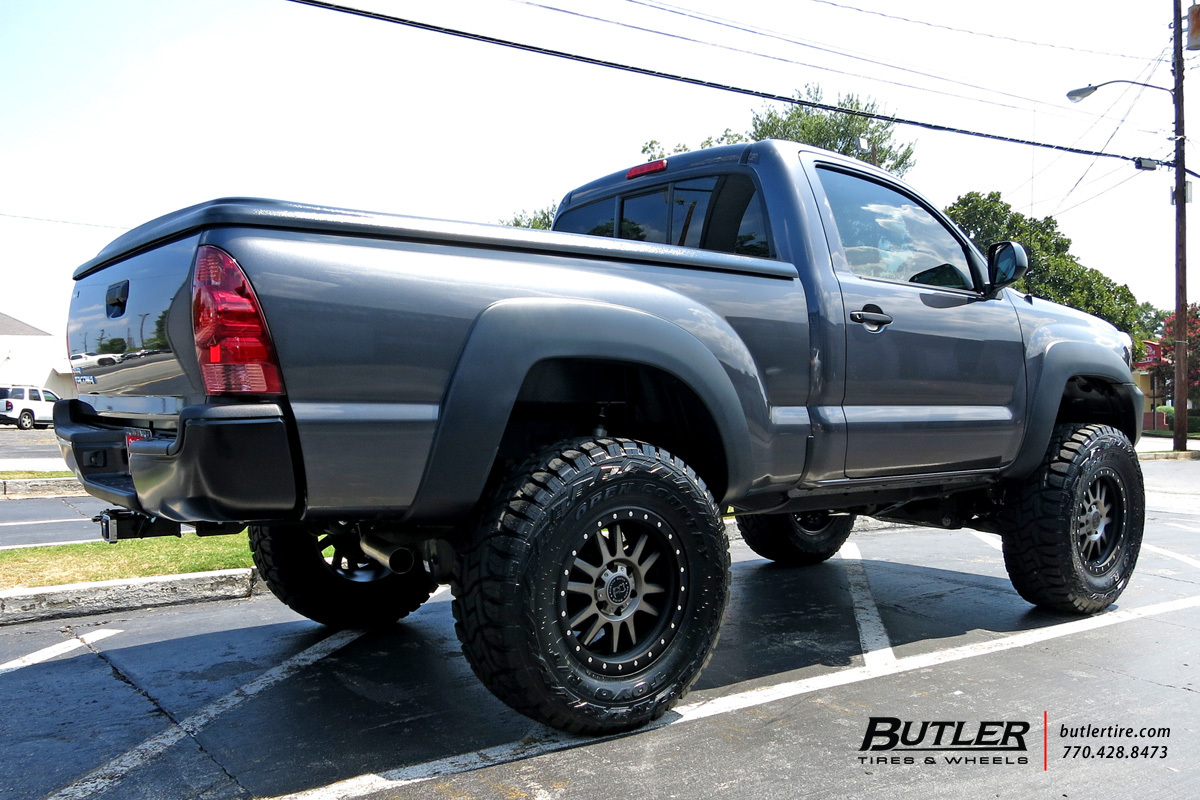 2014 Toyota Tacoma photo