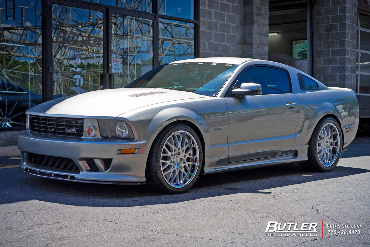 2012 Ford Mustang photo