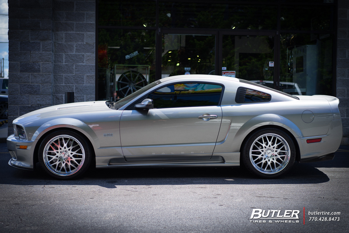 2012 Ford Mustang photo