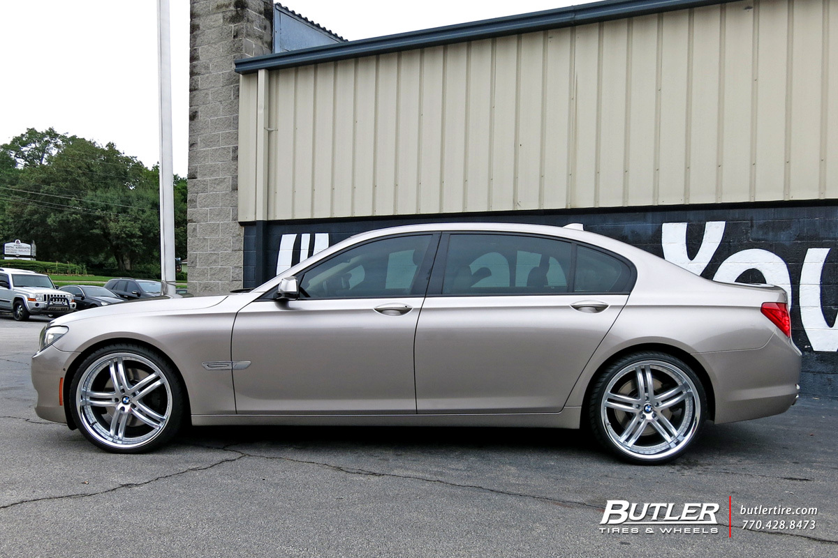 2013 BMW 750 photo