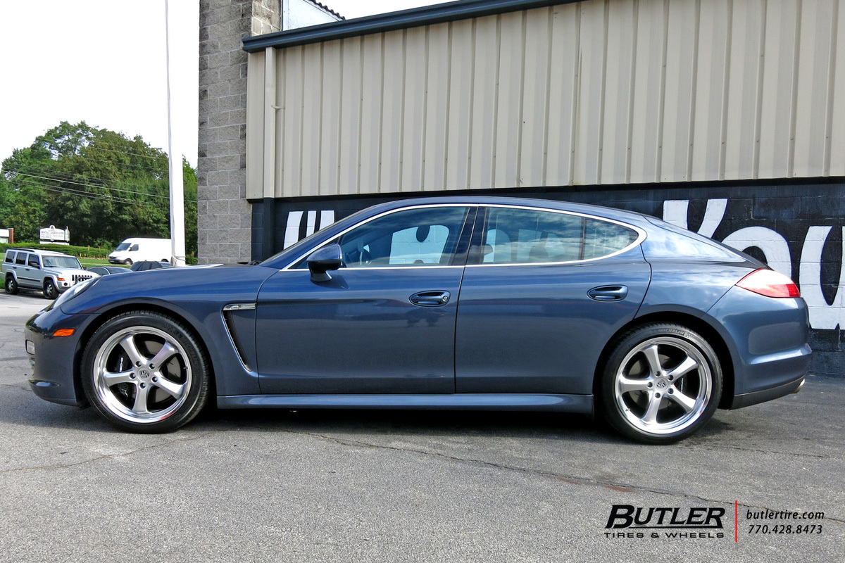 2015 Porsche Panamera photo