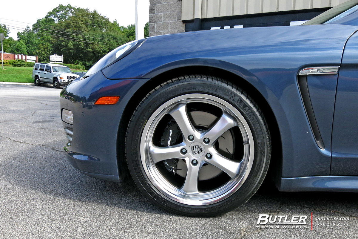 2015 Porsche Panamera photo