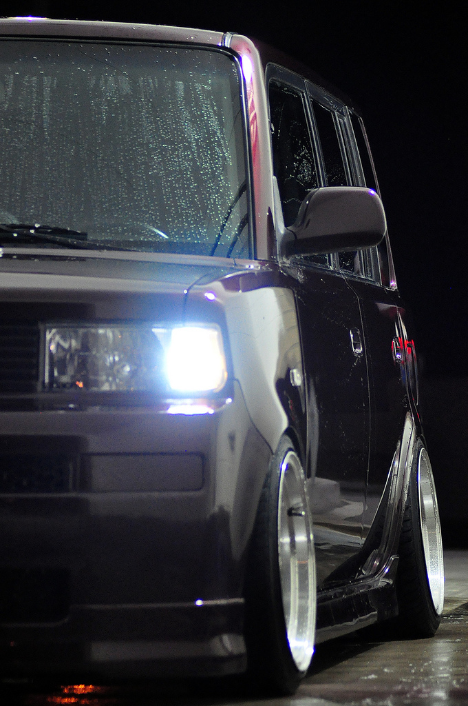 2005 Scion xB photo