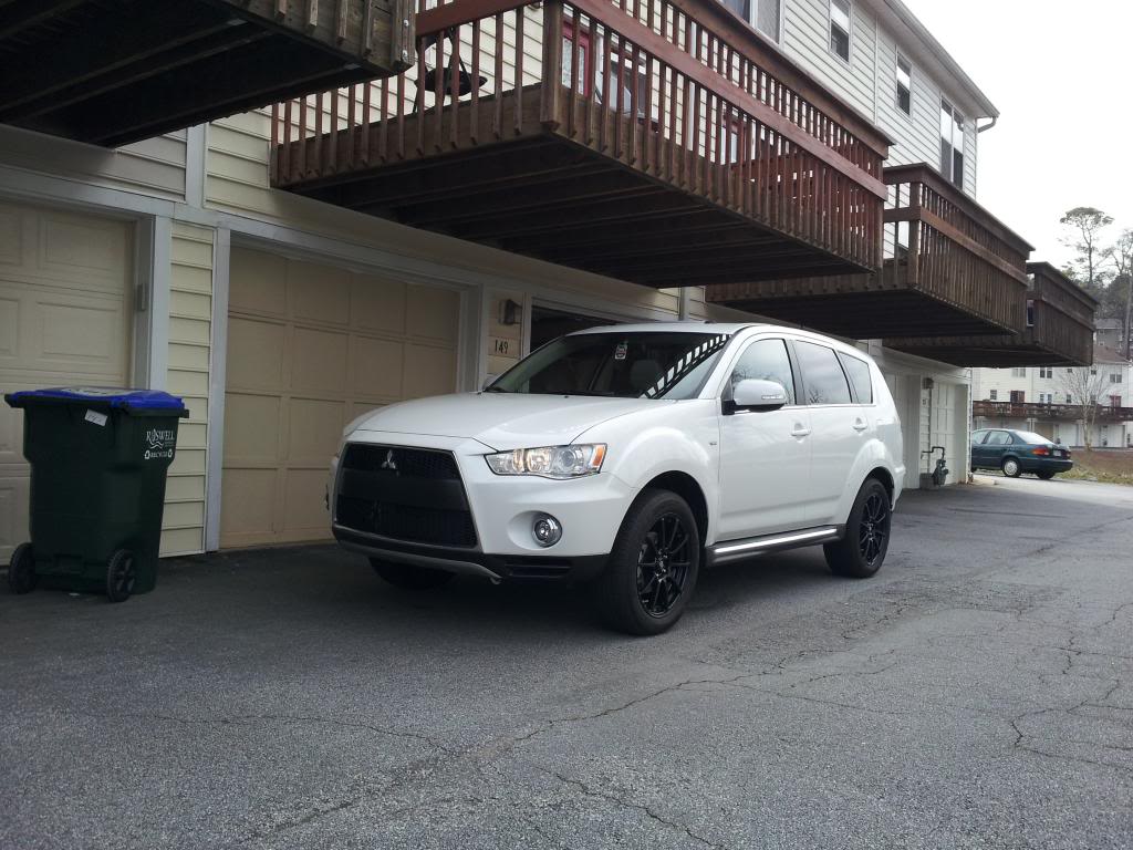 2013 Mitsubishi Outlander photo