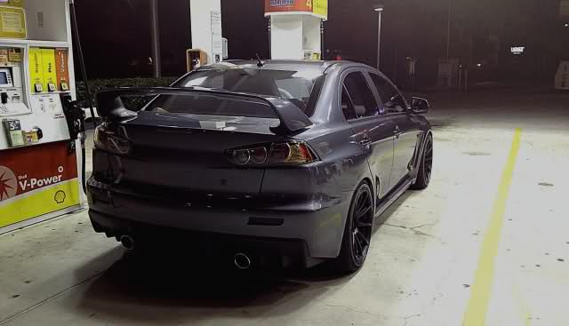 2012 Mitsubishi Lancer Evolution photo