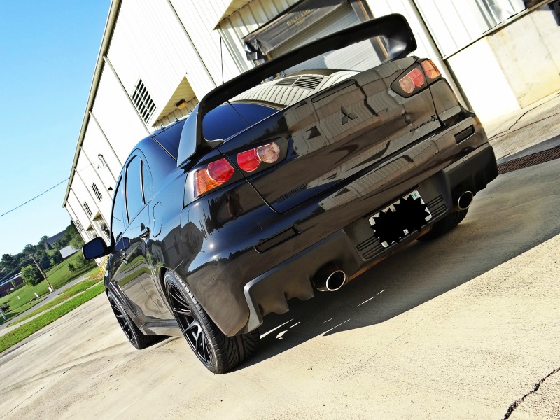 2012 Mitsubishi Lancer Evolution photo