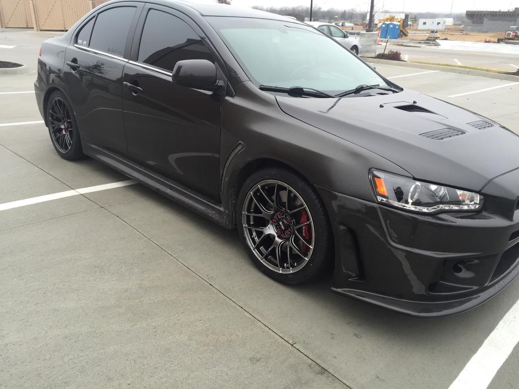 2013 Mitsubishi Lancer Evolution photo