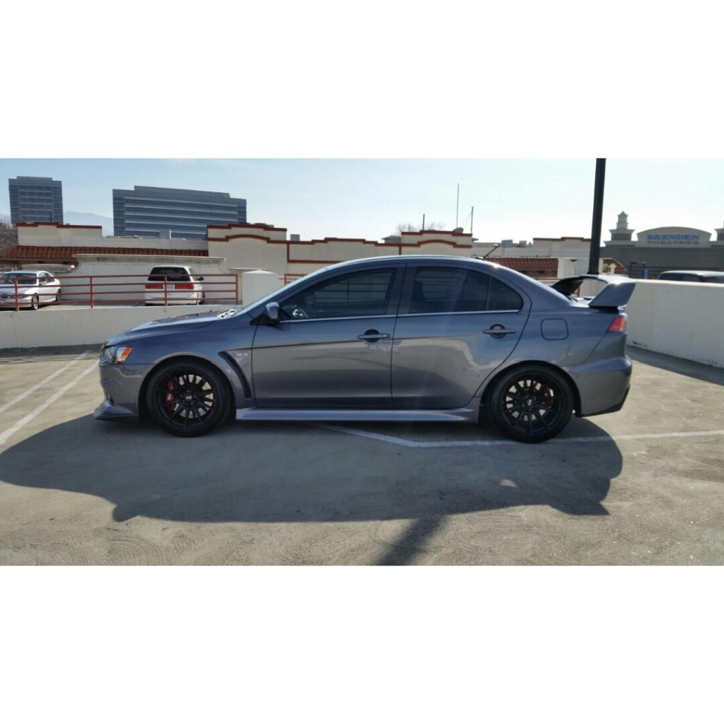 2014 Mitsubishi Lancer Evolution photo