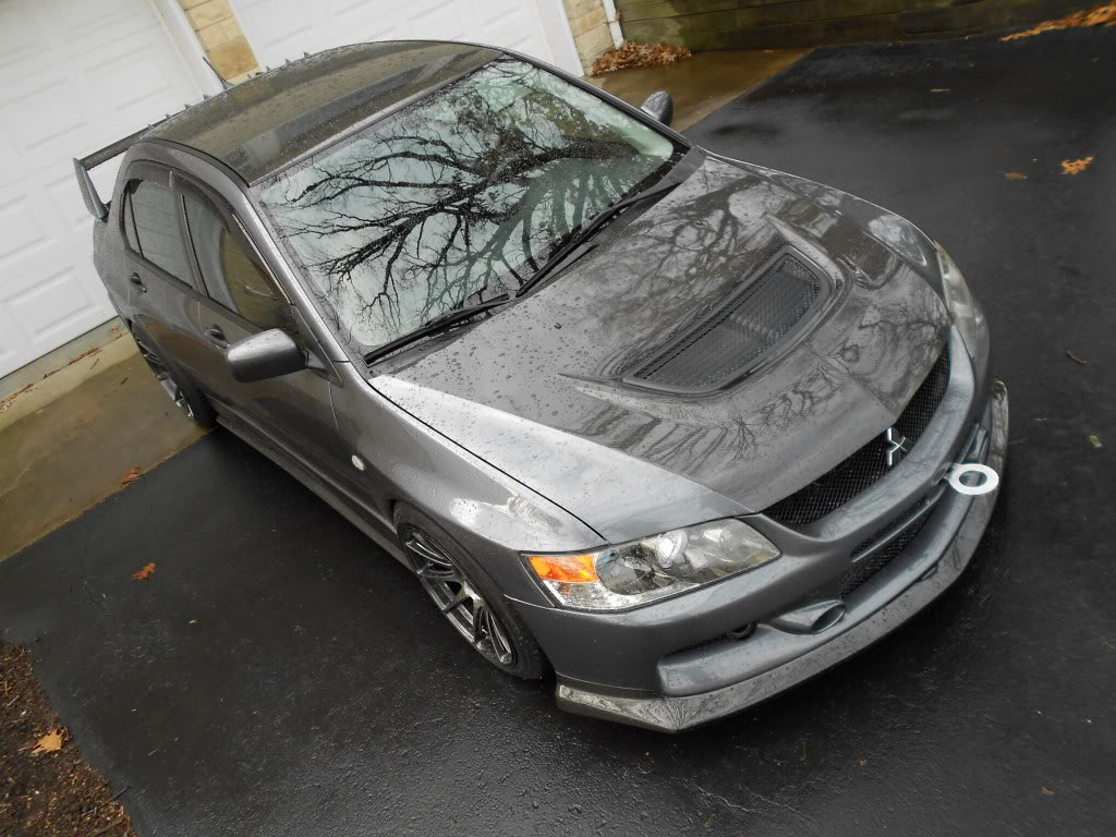 2004 Mitsubishi Lancer Evolution photo