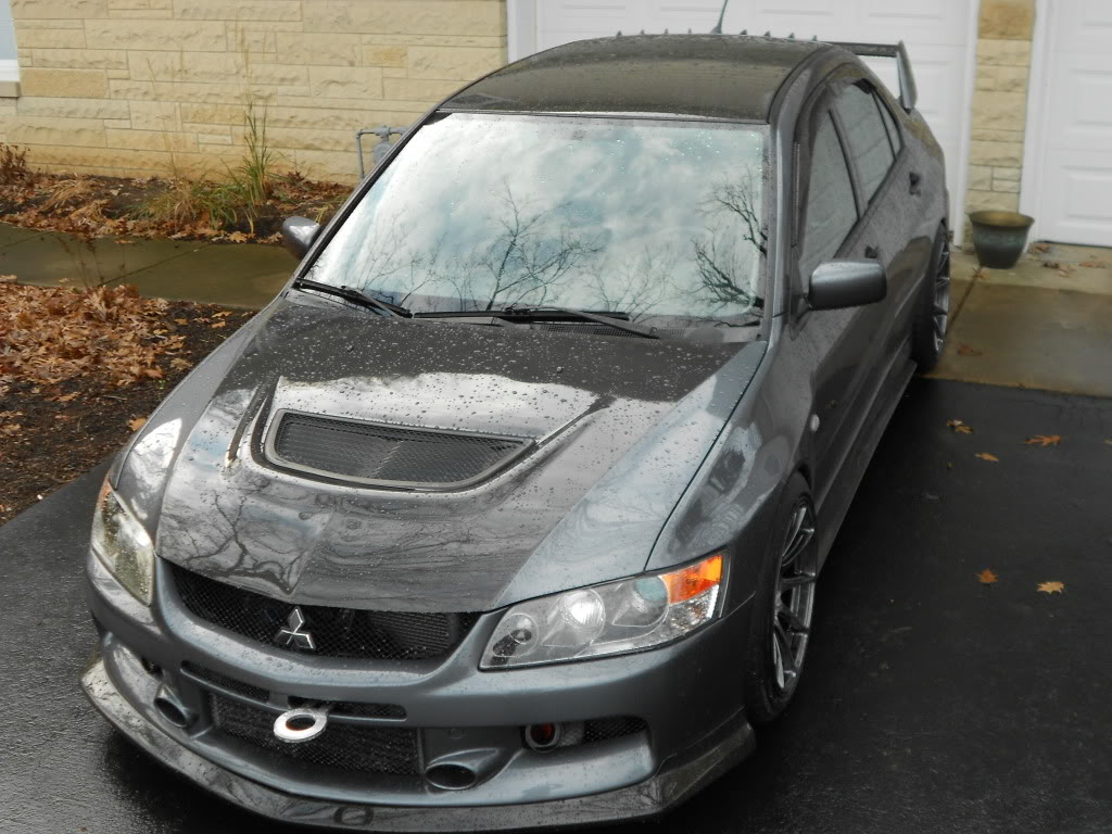 2004 Mitsubishi Lancer Evolution photo